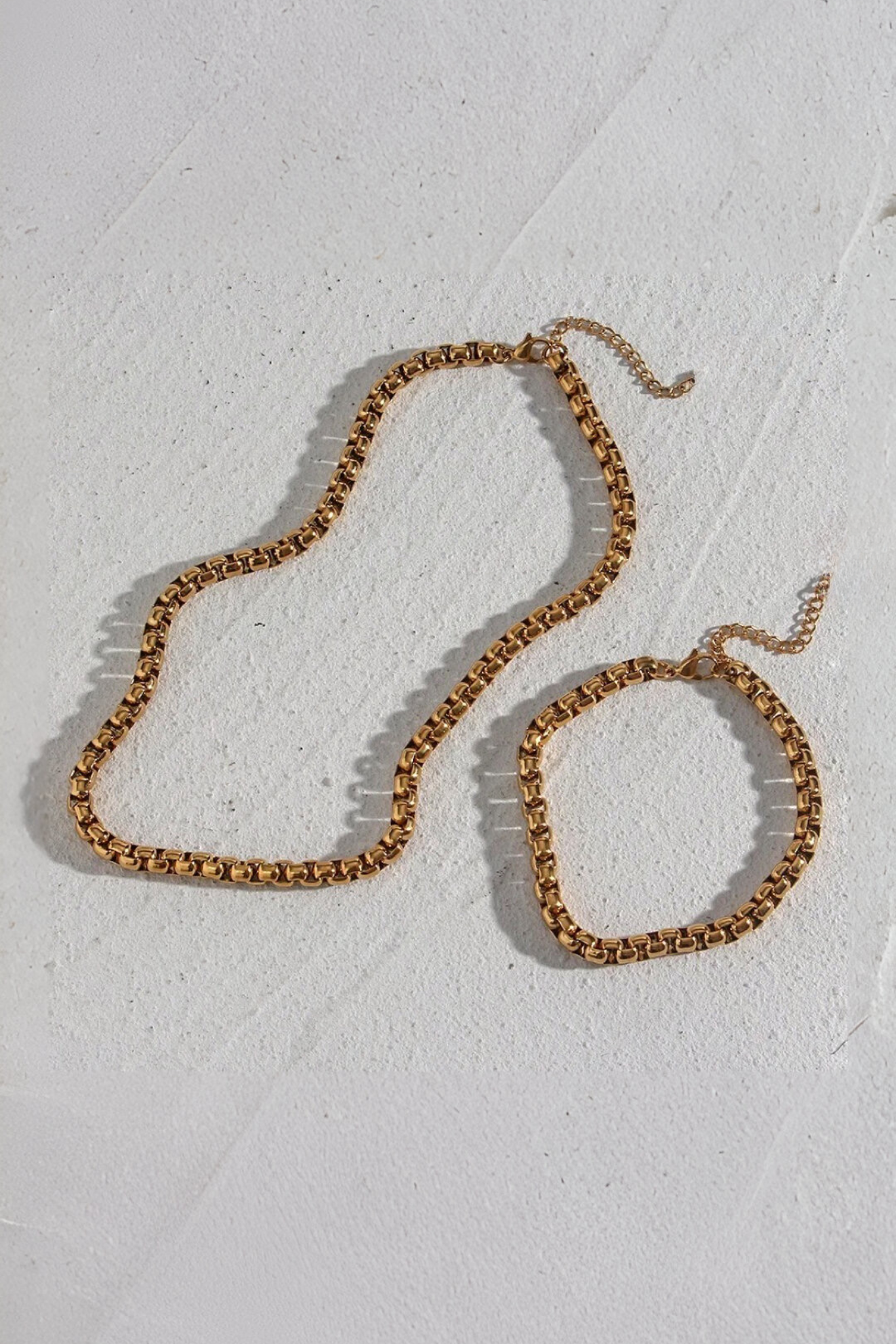 Zaida 18k Gold Plated Box Chain Bracelet