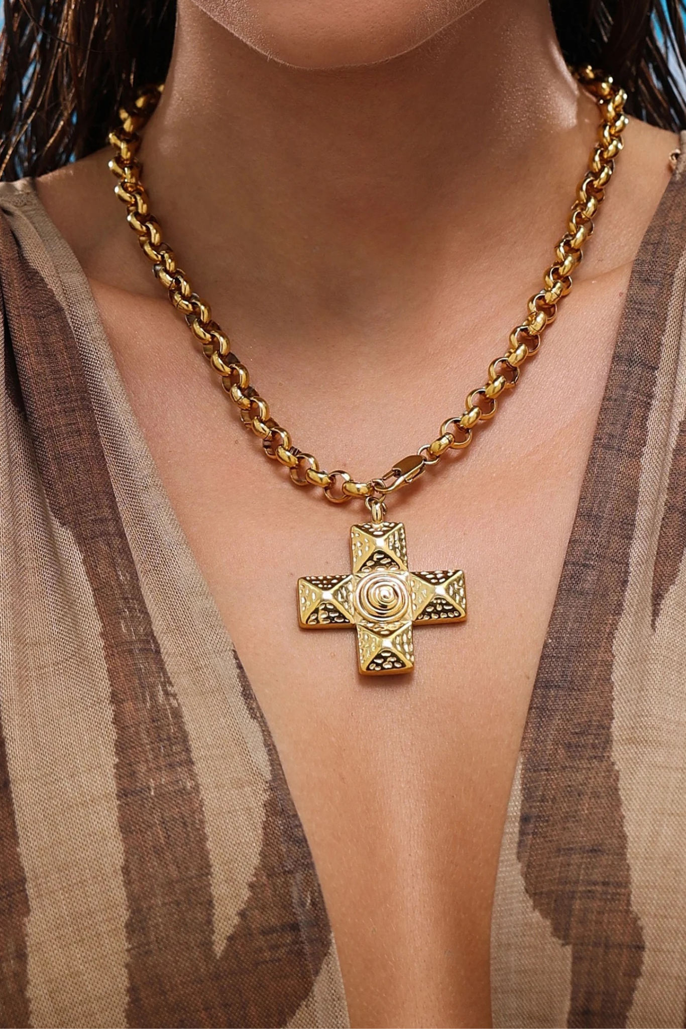 Yuma 18k Gold Plated Cross Pendant Chain Necklace